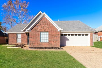 7308 Stonington Dr Memphis, TN 38125